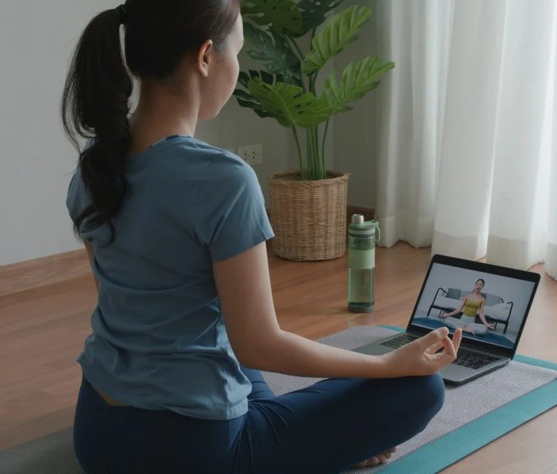 How Online Spiritual Life Coaching Helps Women Heal and Transform