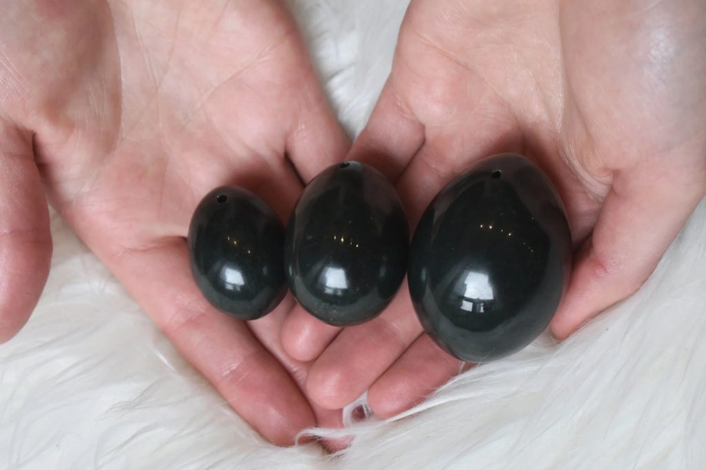 What Happens During an Online Yoni Egg Coaching Session